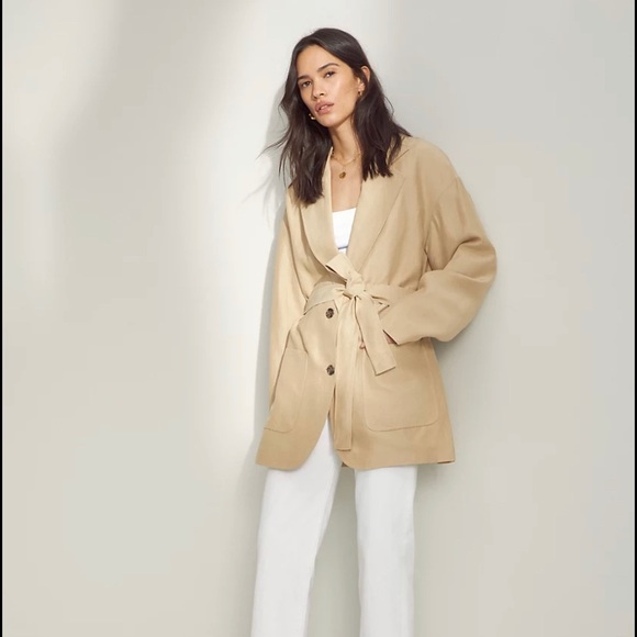 Aritzia Wilfred Novella linen jacket in olive beige colour, size medium. - Picture 1 of 7